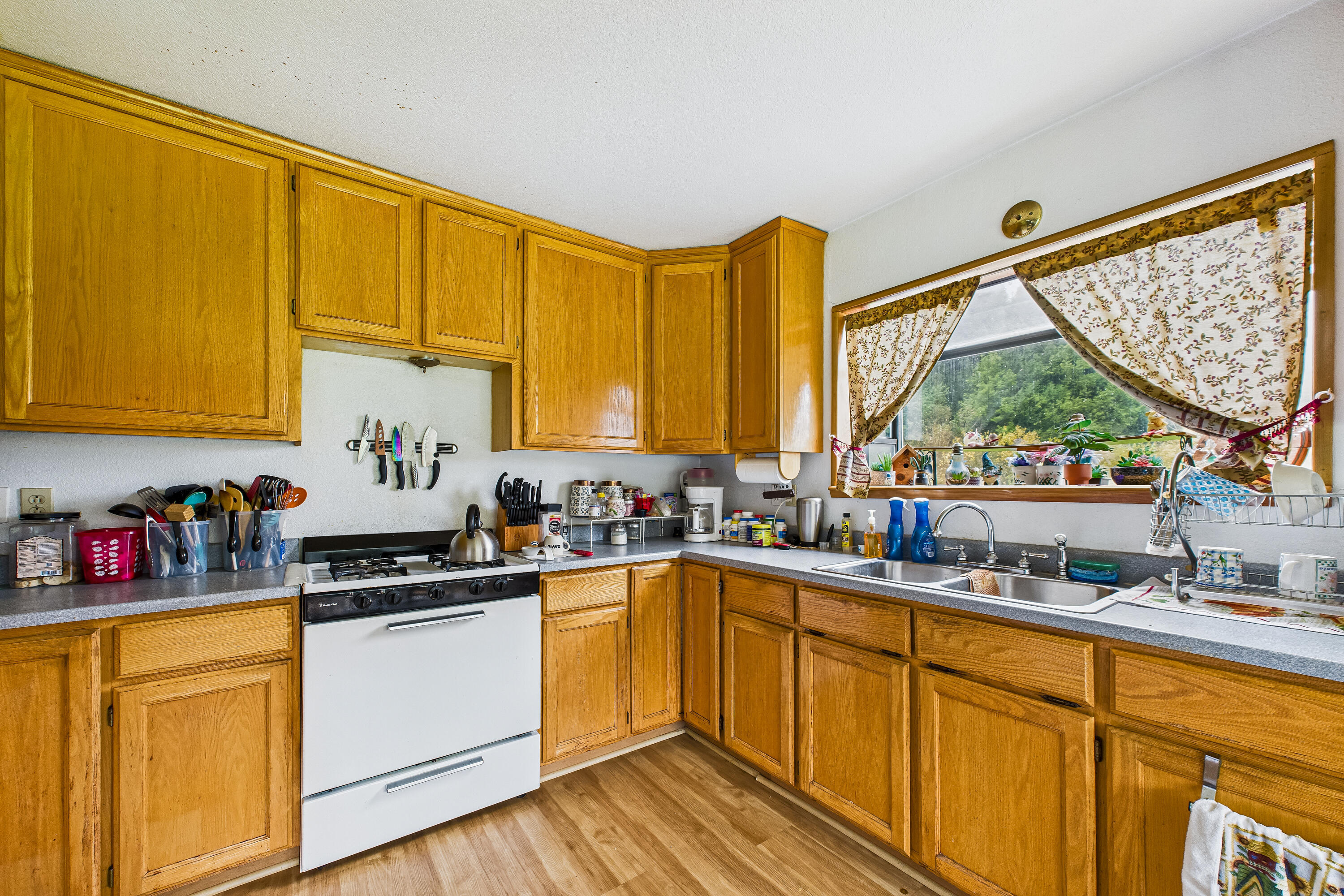 13792 Johnson Road
