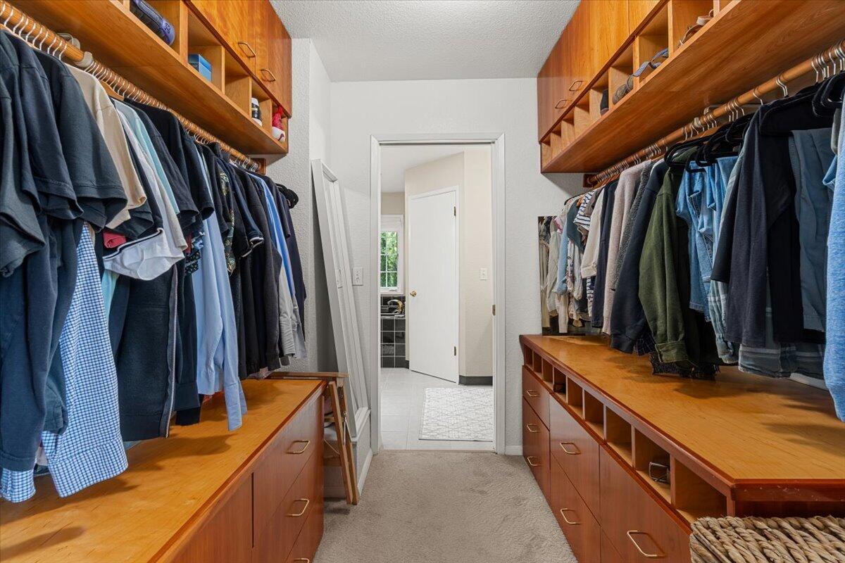 521 Nob Hill Road