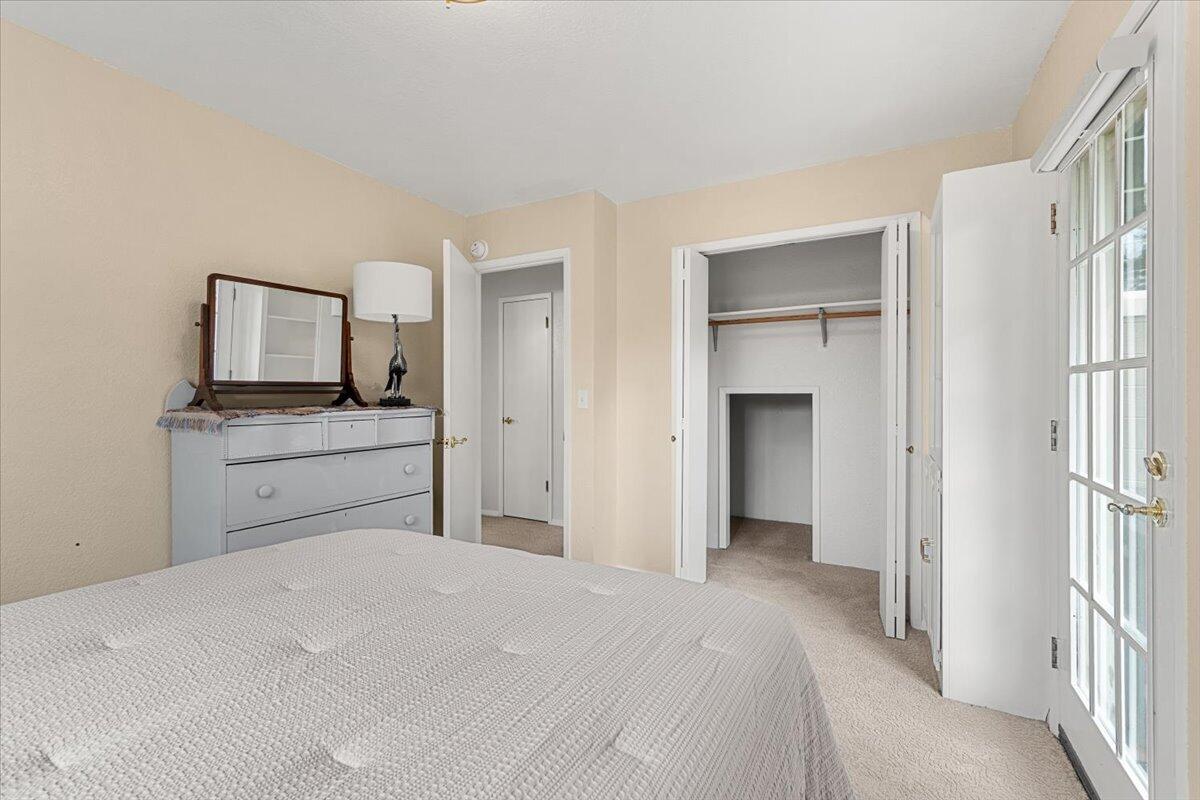 521 Nob Hill Road