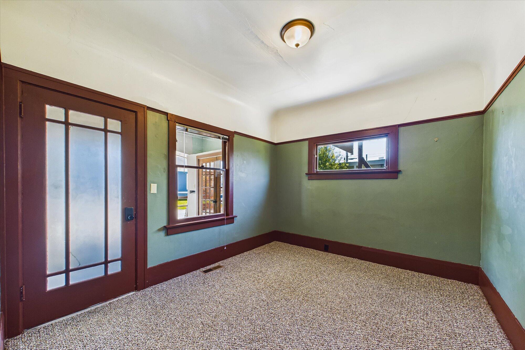 1215 8th Street