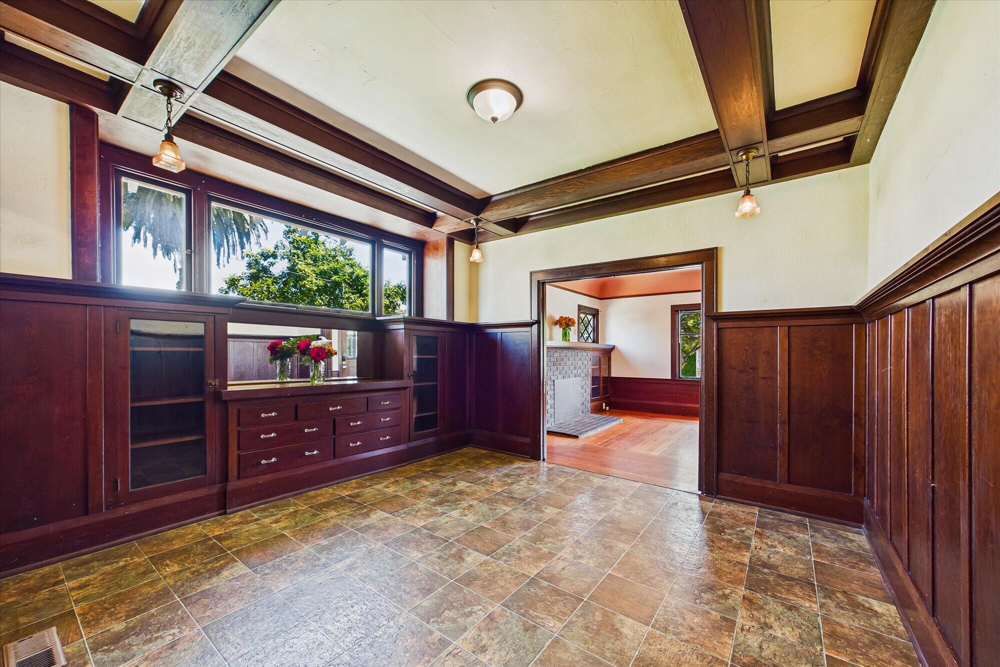 1215 8th Street