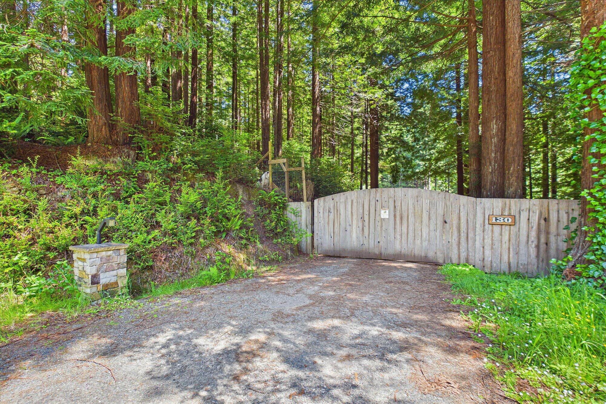 130 Carlson Lane
