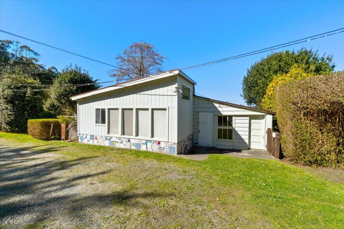6481 Humboldt Hill Road