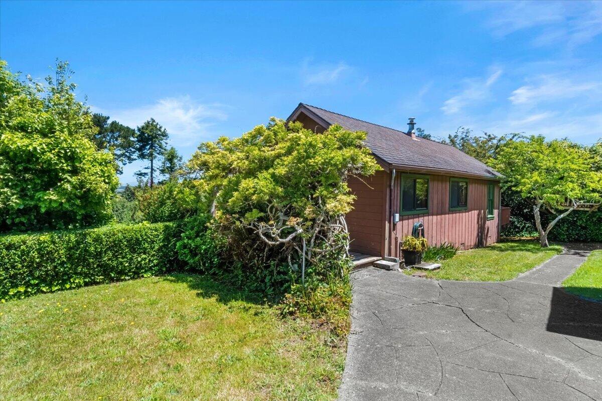 6481 Humboldt Hill Road