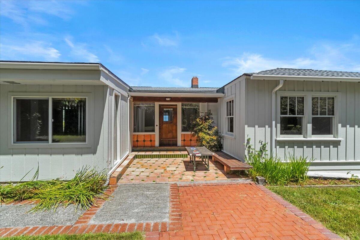 6481 Humboldt Hill Road