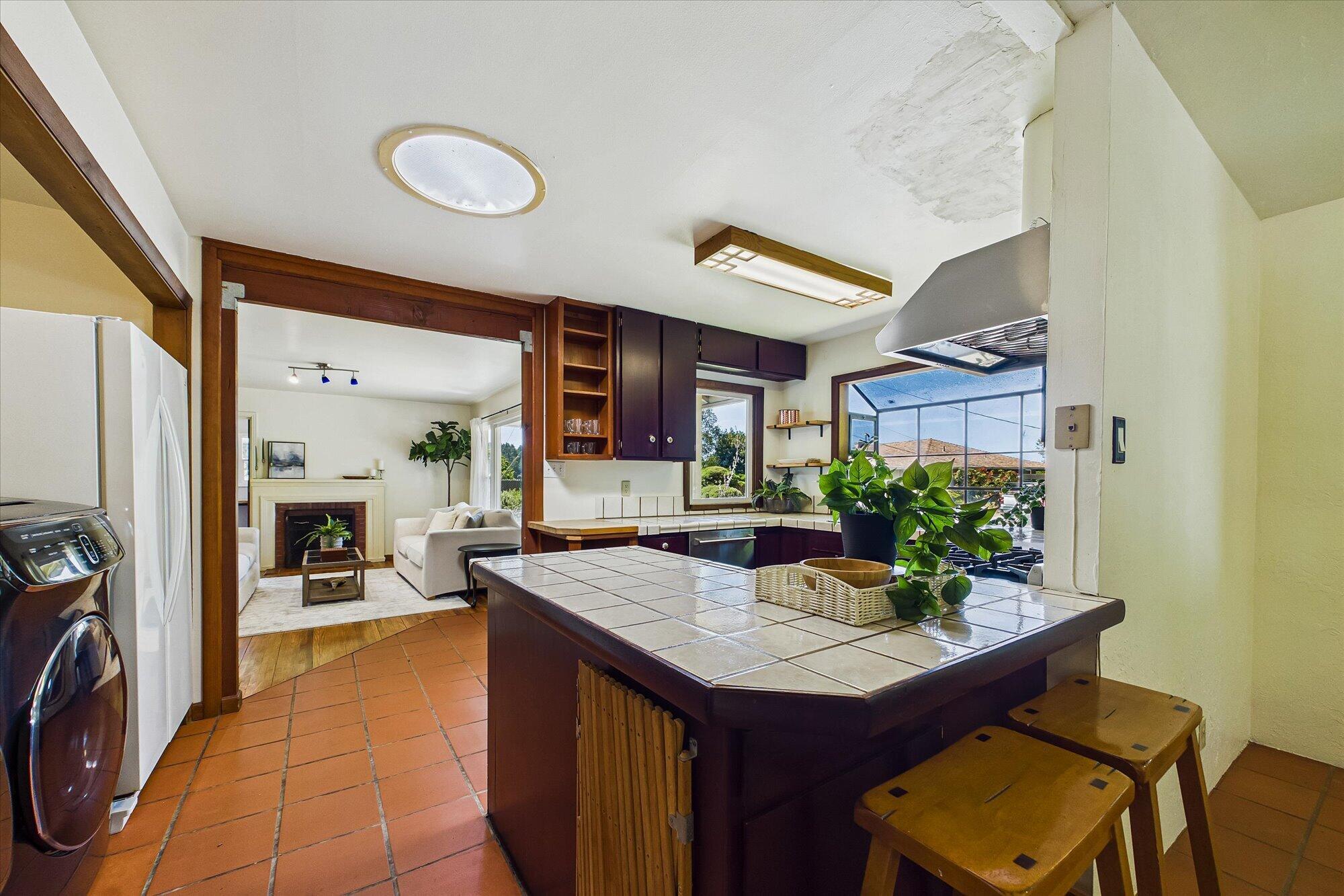 1754 Virginia Way