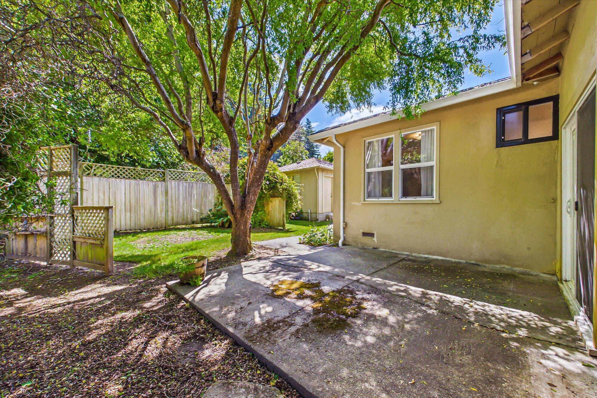 1754 Virginia Way