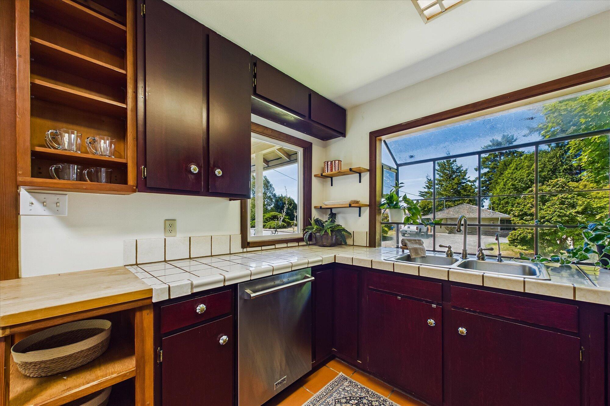 1754 Virginia Way