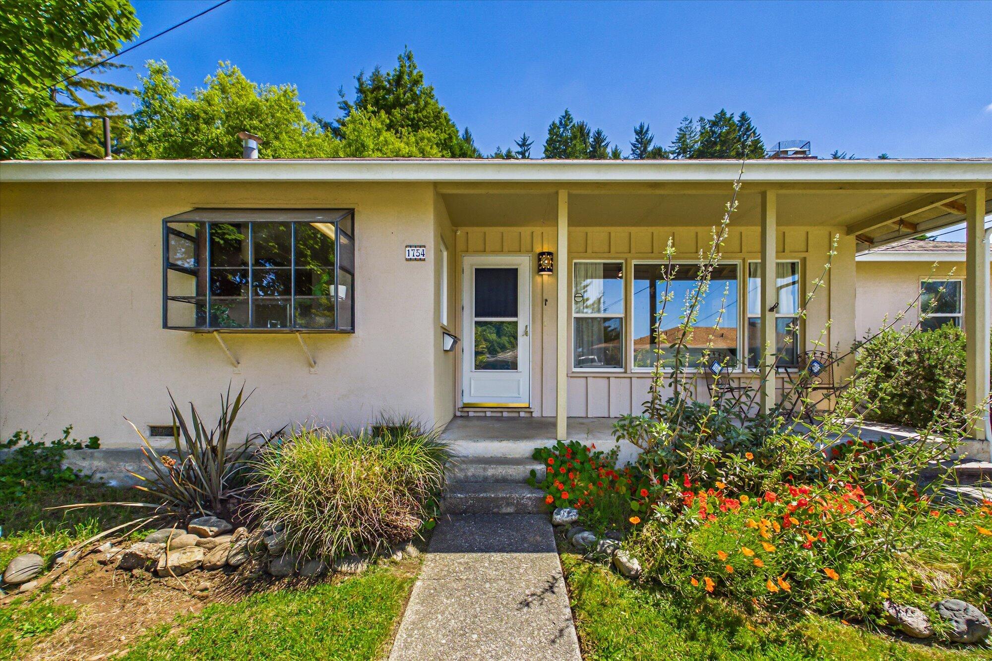 1754 Virginia Way
