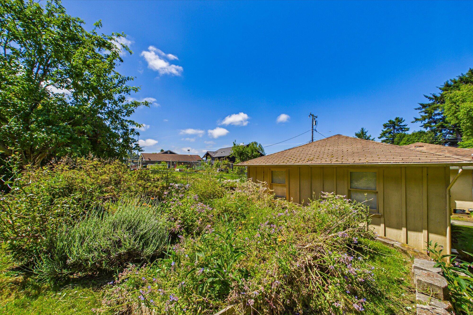 1754 Virginia Way