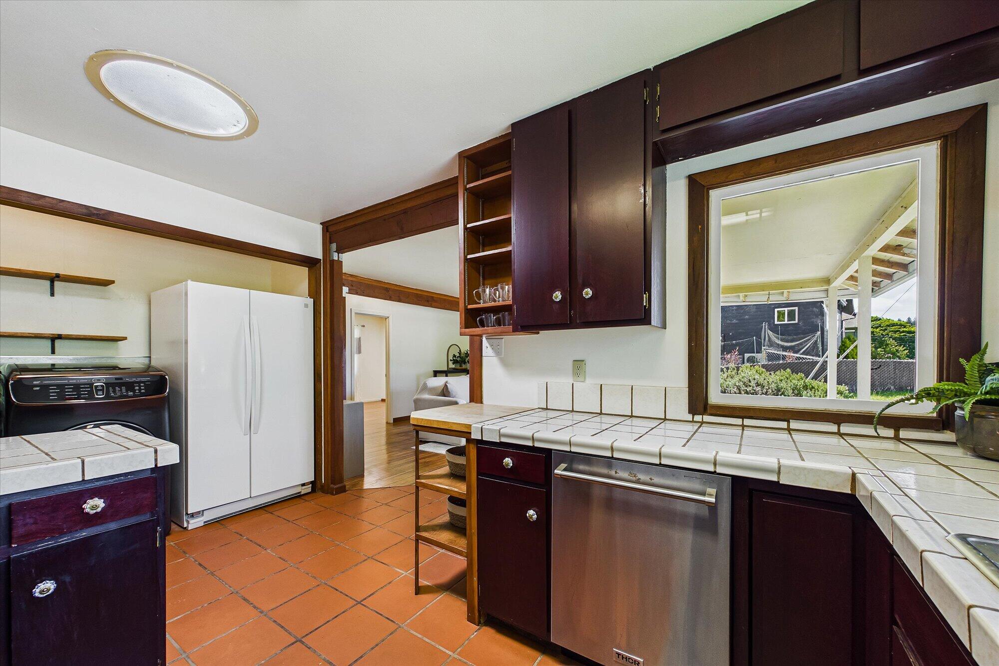1754 Virginia Way