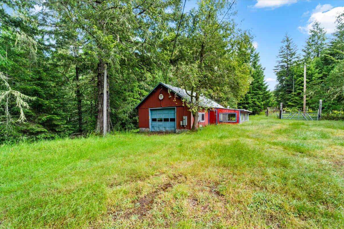7603 Kneeland Road