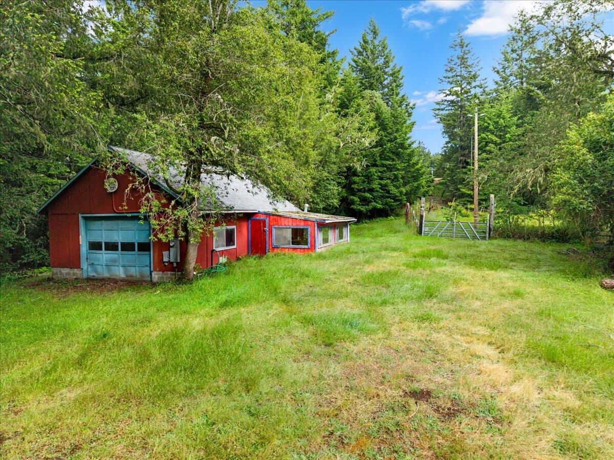 7603 Kneeland Road