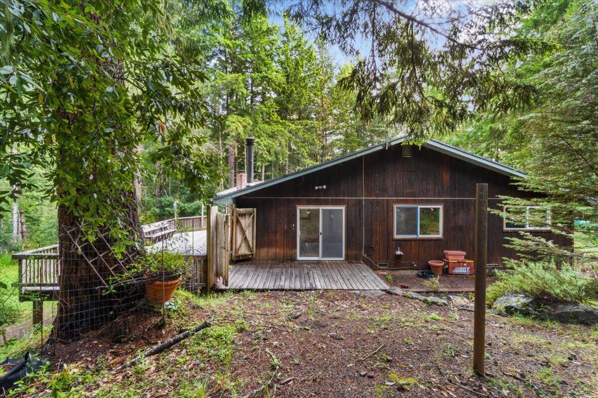 7603 Kneeland Road