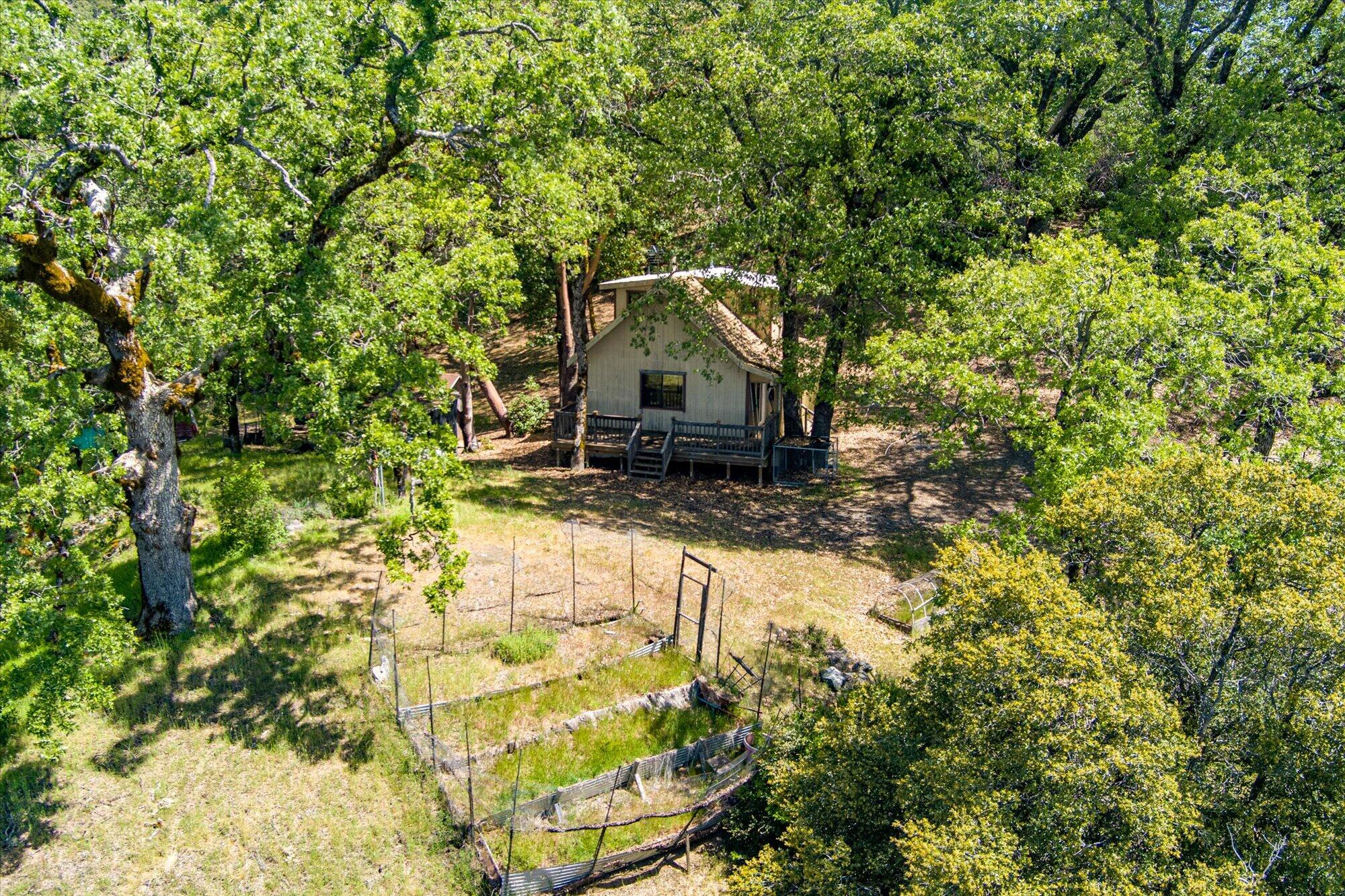 3450 Laytonville Dos Rios Road