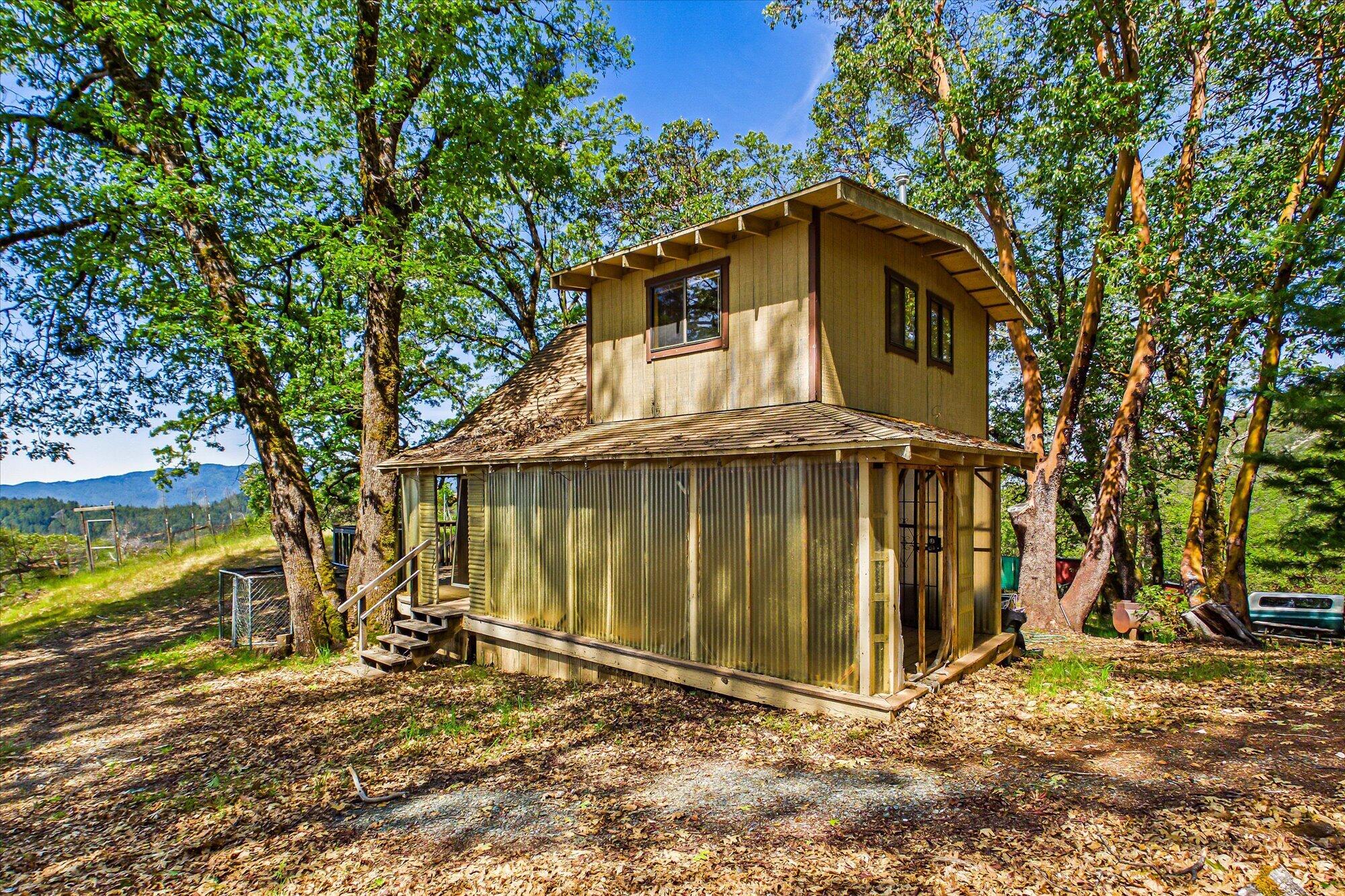 3450 Laytonville Dos Rios Road