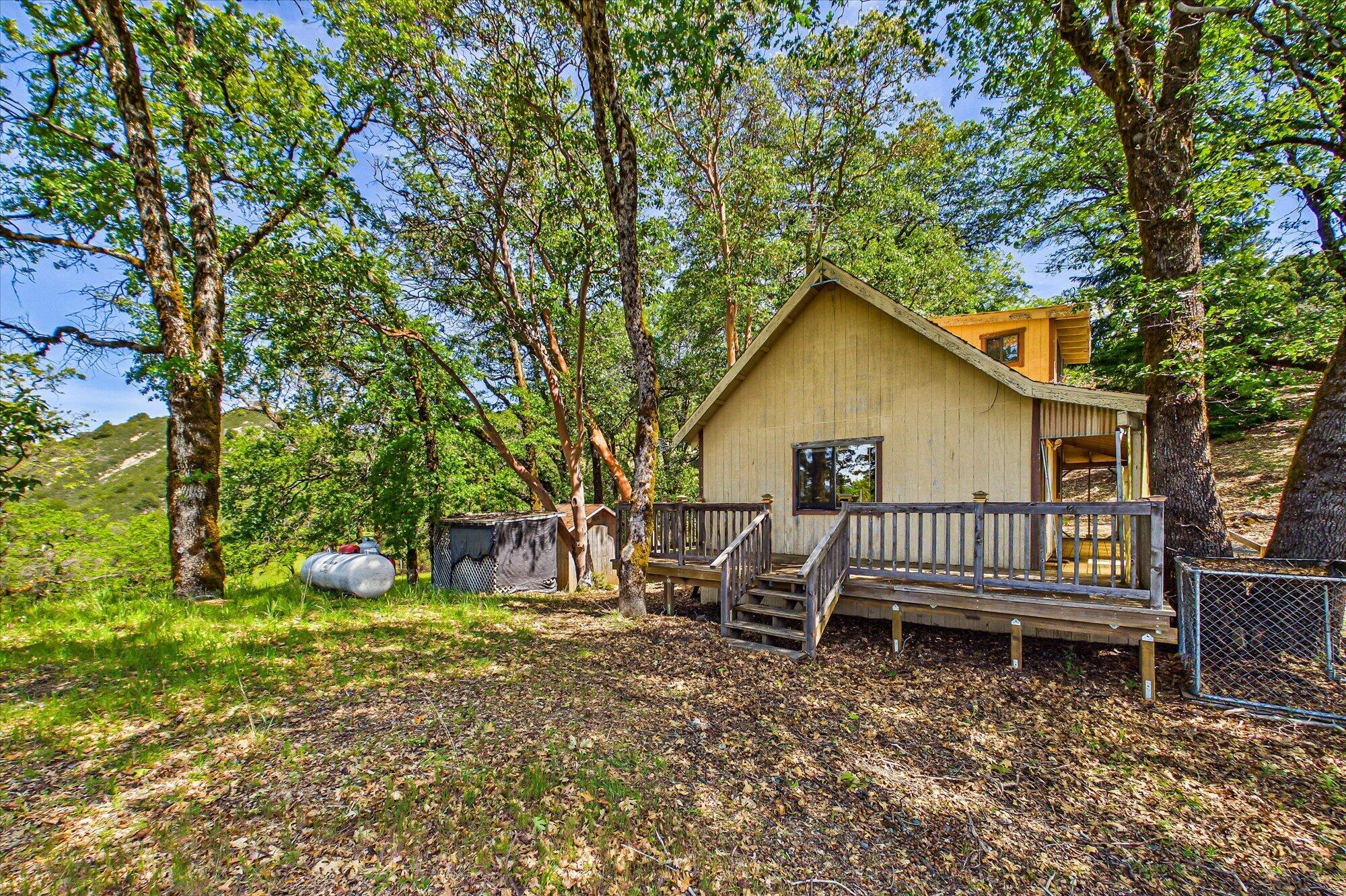 3450 Laytonville Dos Rios Road