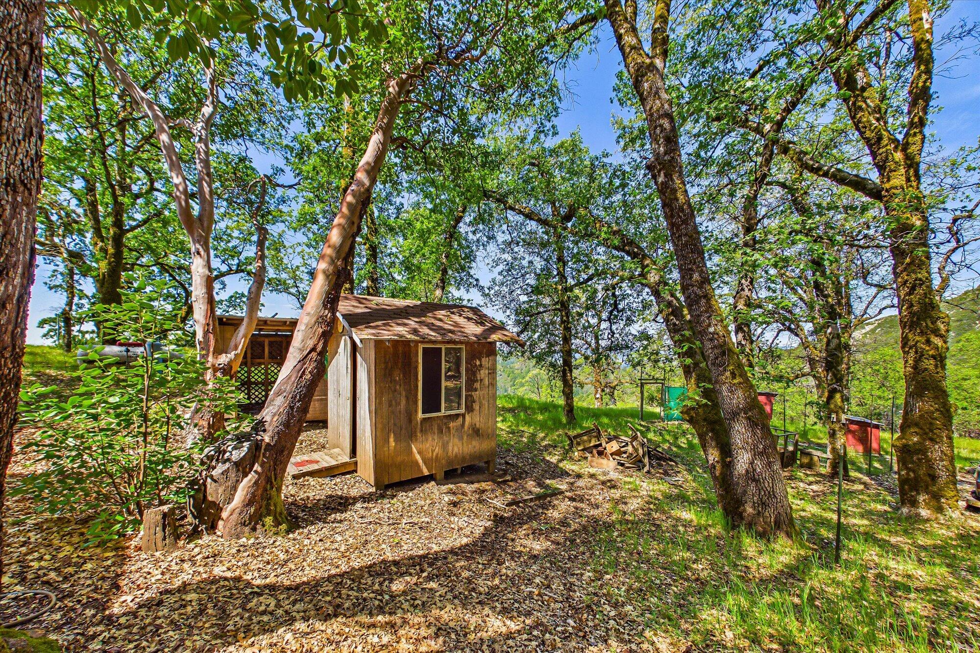 3450 Laytonville Dos Rios Road