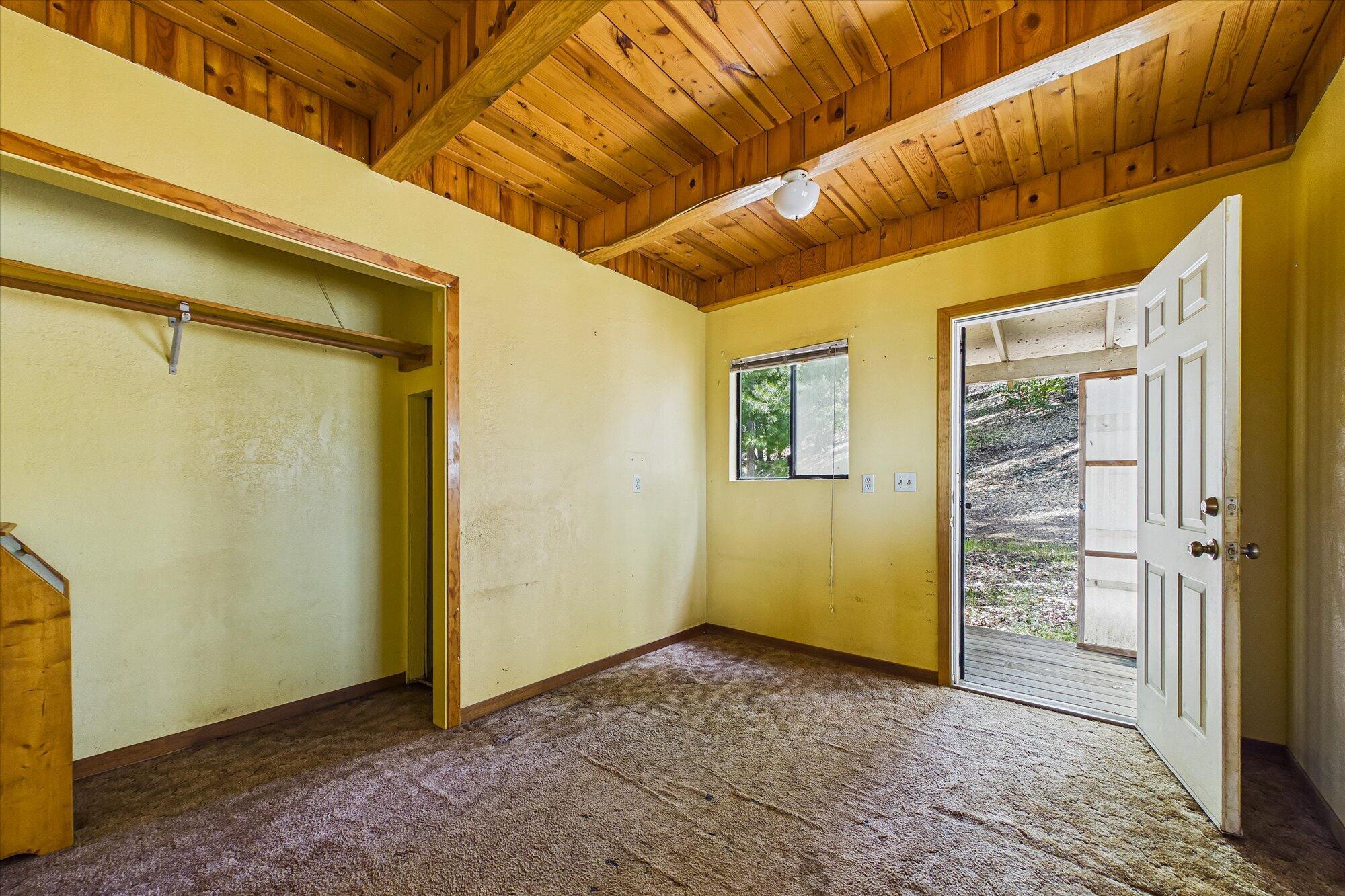 3450 Laytonville Dos Rios Road