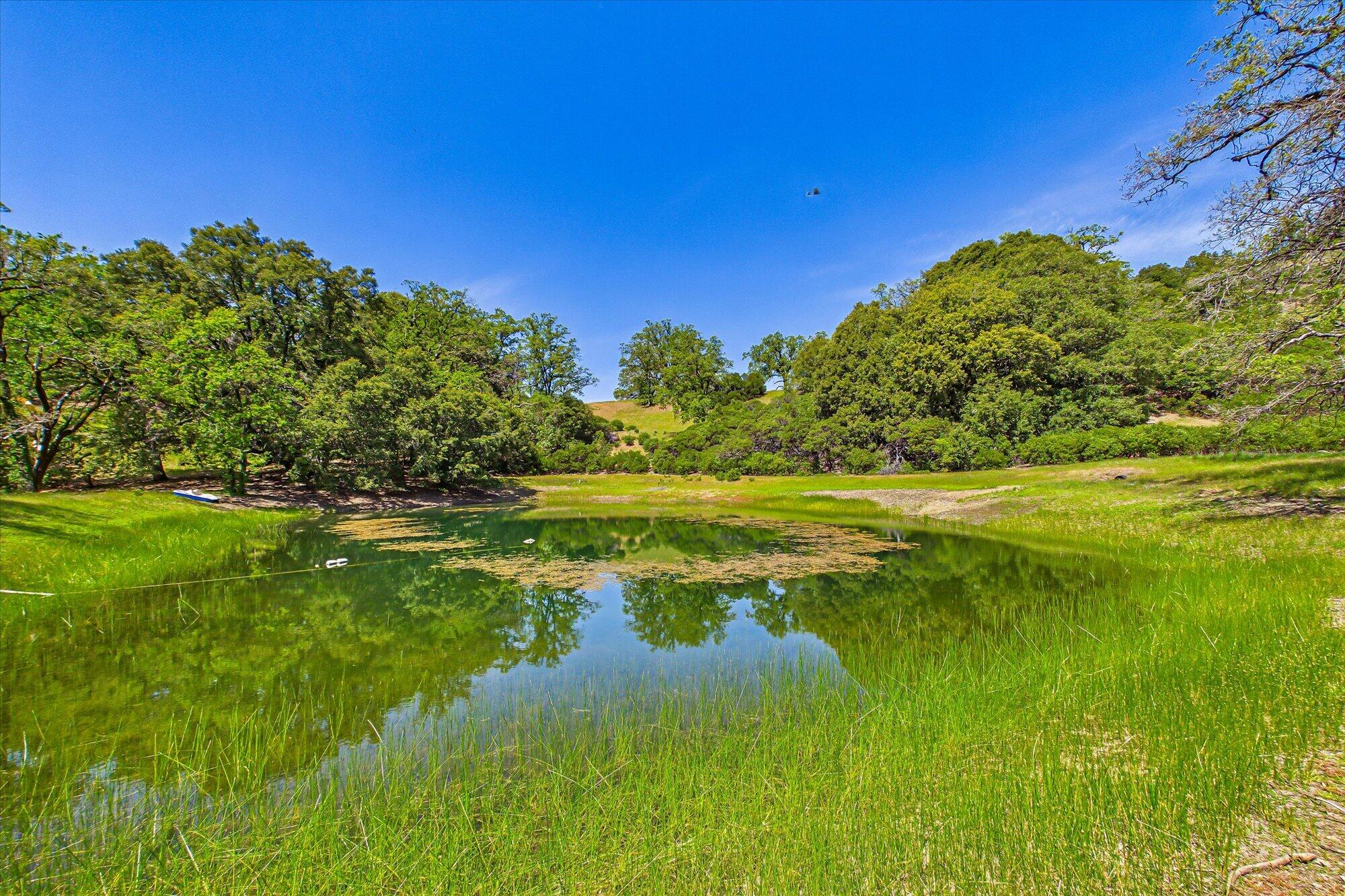 3450 Laytonville Dos Rios Road