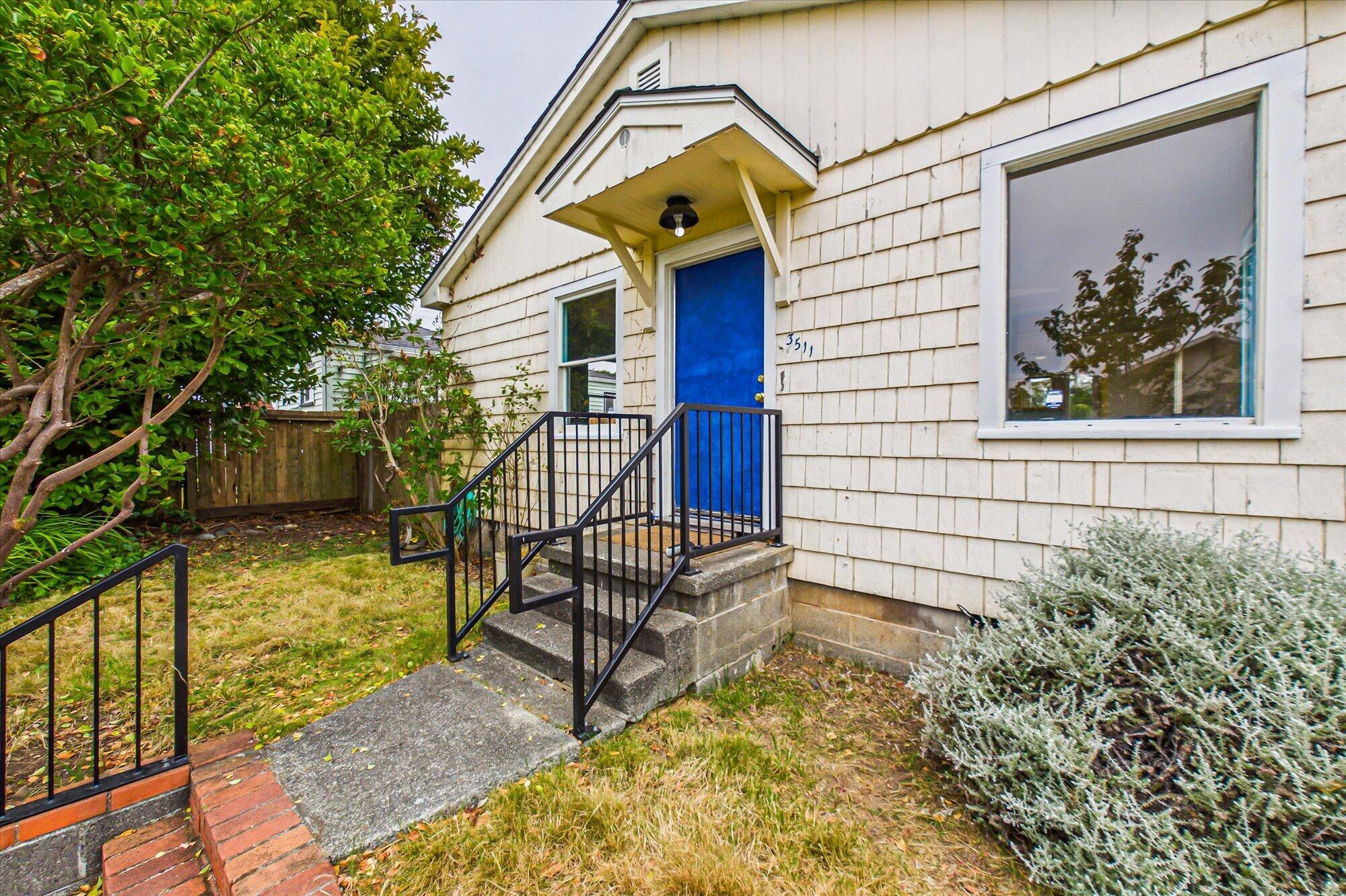 3511 Dakota Street