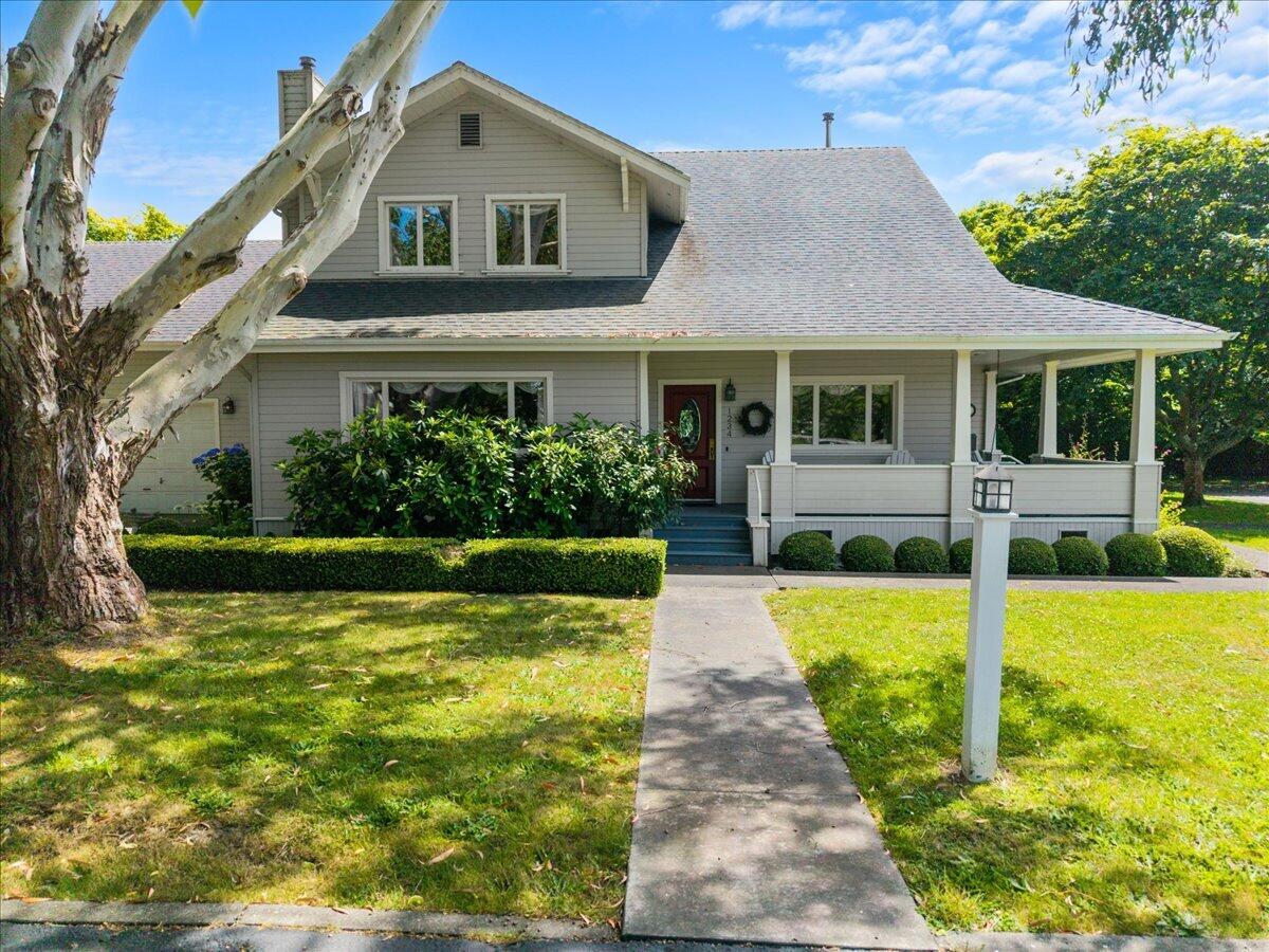 1234 Rose Avenue