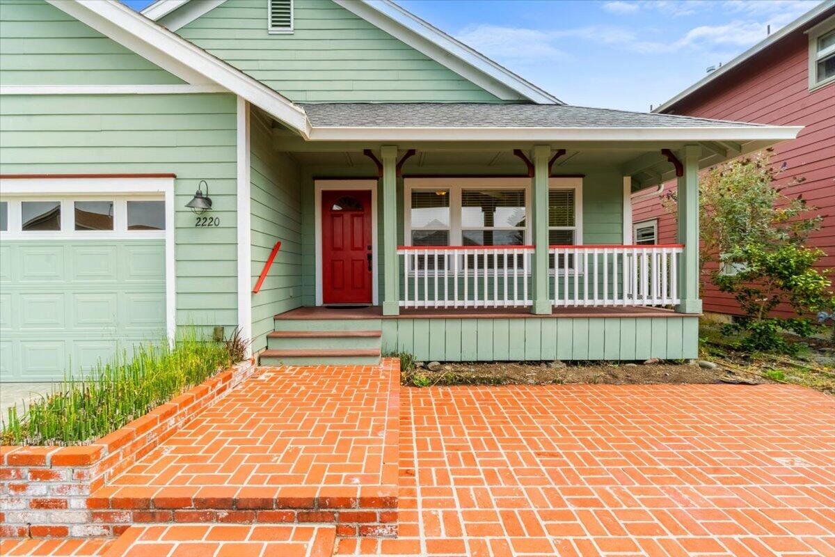 2220 Sherri Court