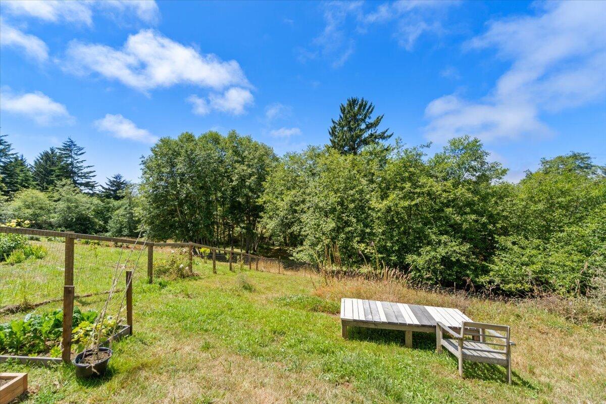 3466/3470 Dows Prairie Road, McKinleyville