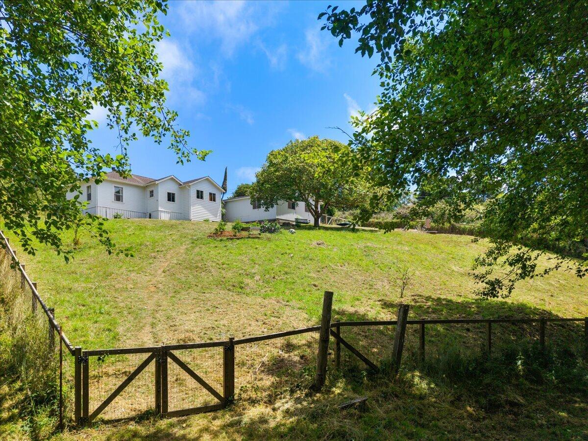 3466/3470 Dows Prairie Road, McKinleyville