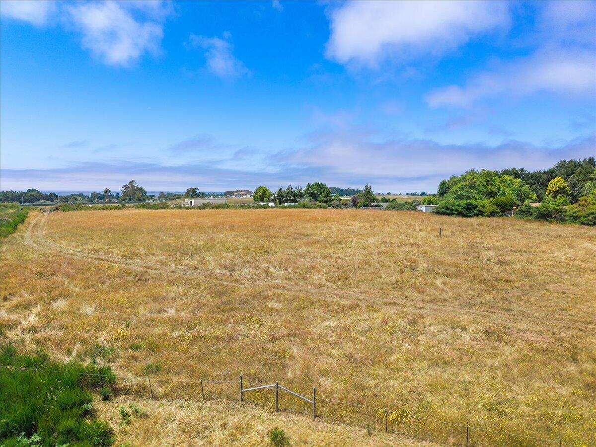 3466/3470 Dows Prairie Road, McKinleyville