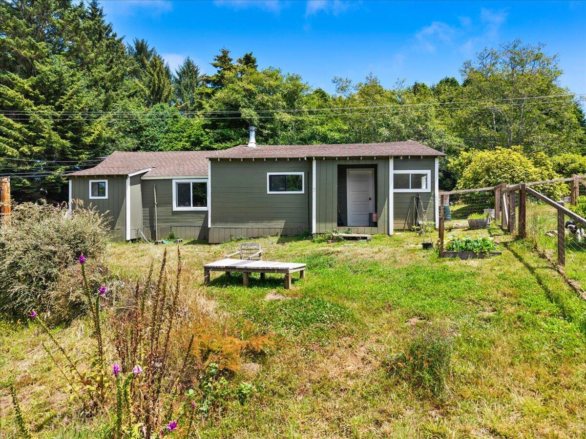 3466/3470 Dows Prairie Road, McKinleyville