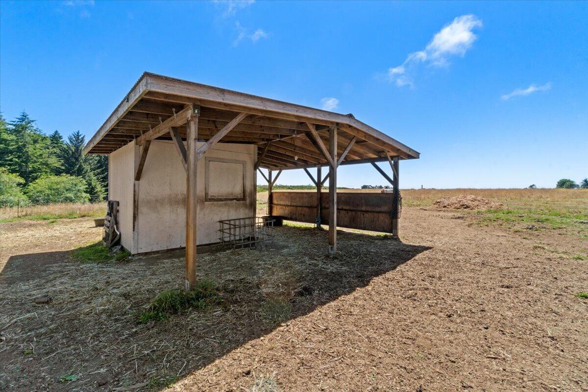 3466/3470 Dows Prairie Road, McKinleyville