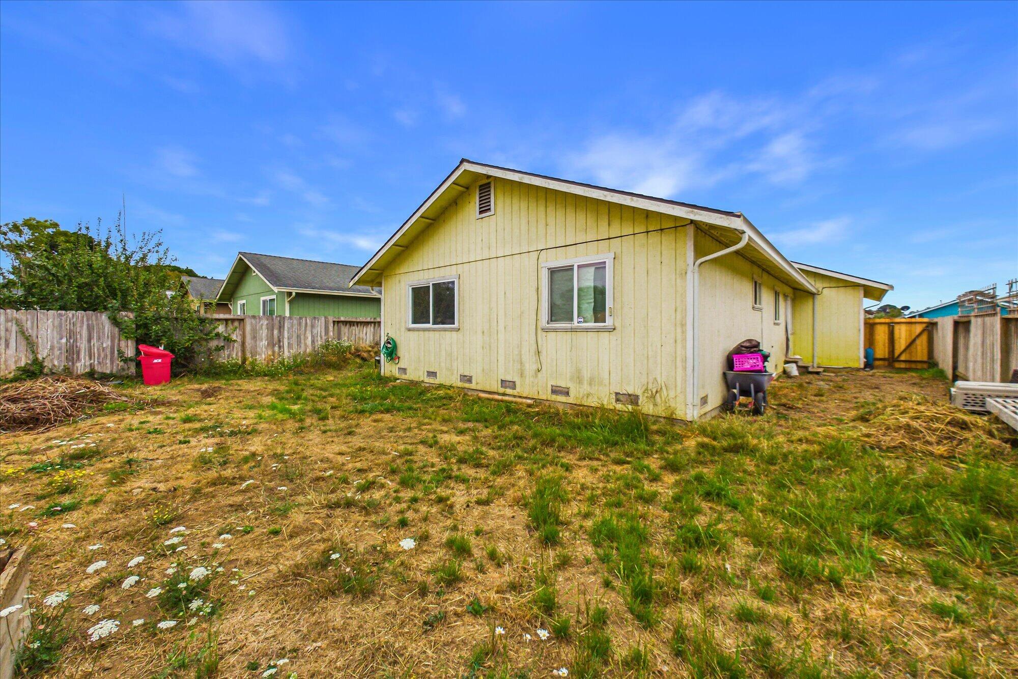 1015 Kirkwood Court, McKinleyville