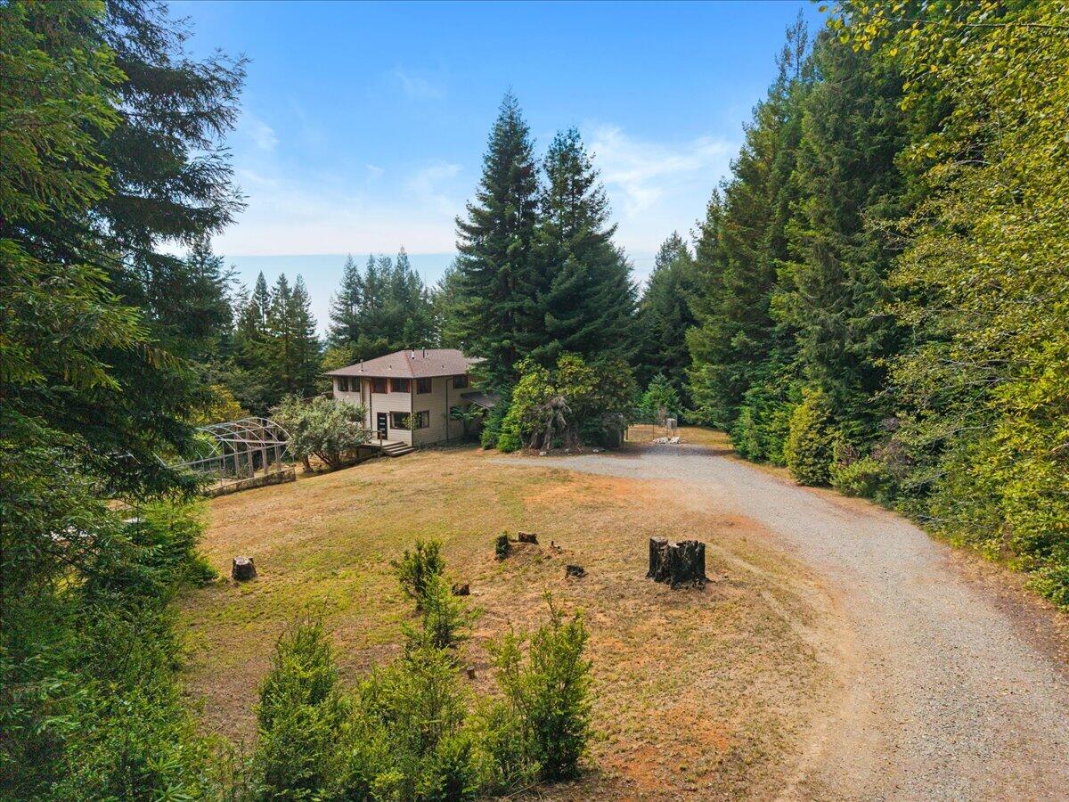 871 Burnt Stump Lane, McKinleyville