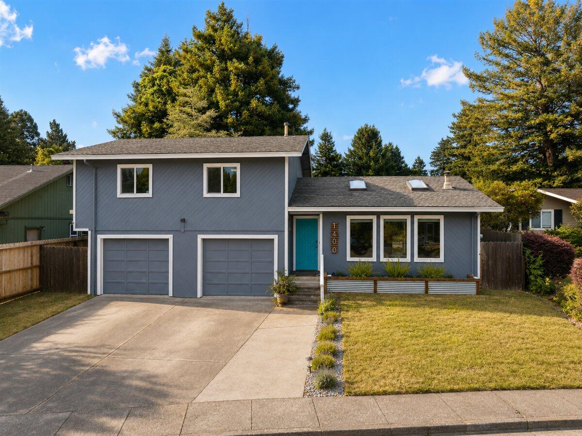 1400 Leslie Road