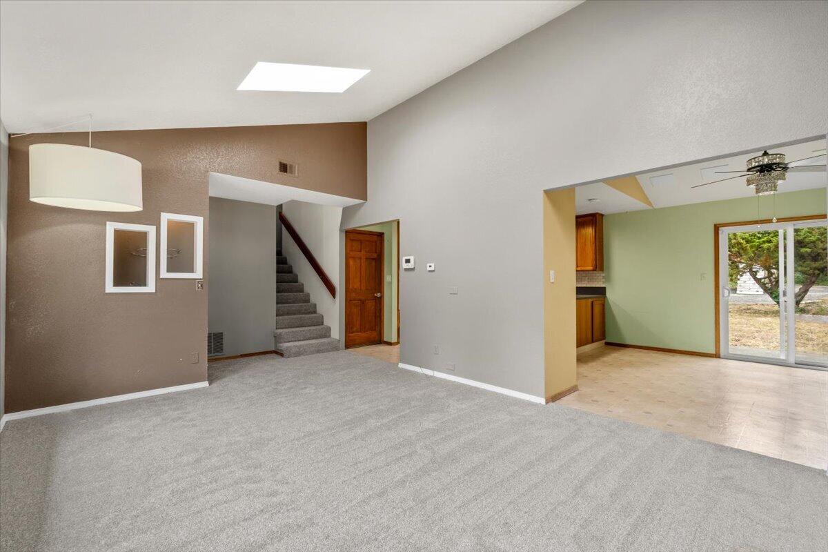 1400 Leslie Road