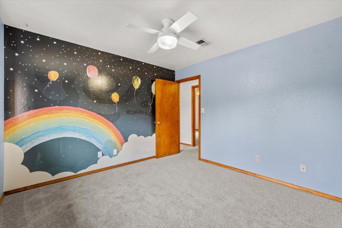 1400 Leslie Road