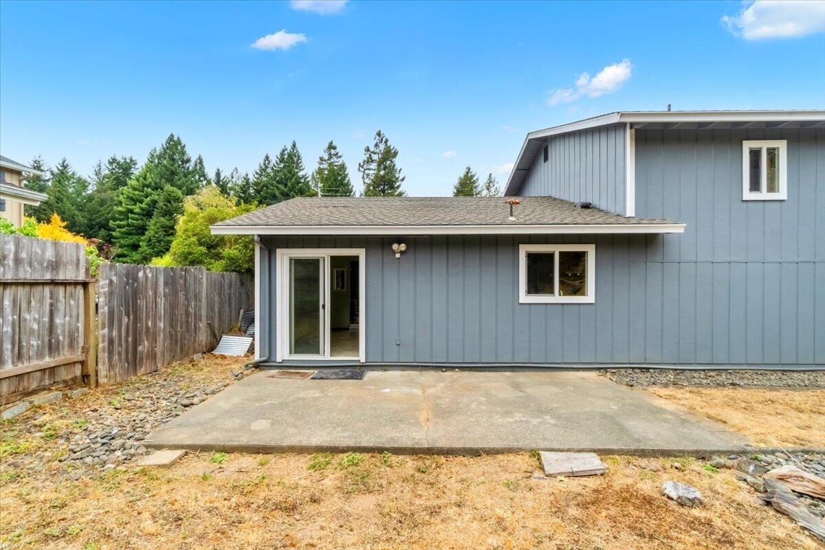 1400 Leslie Road