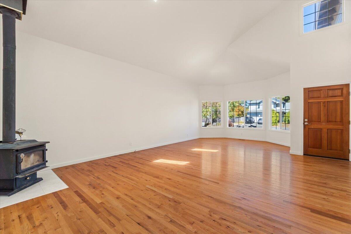 1810 Heartwood Drive, McKinleyville