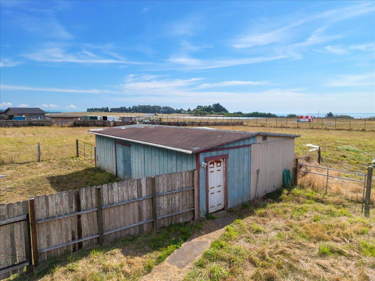 4520 Kjer Road, McKinleyville
