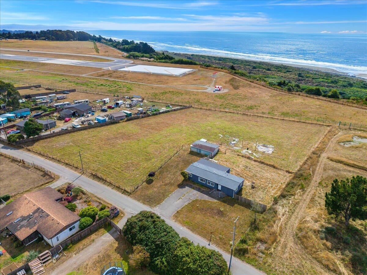 4520 Kjer Road, McKinleyville