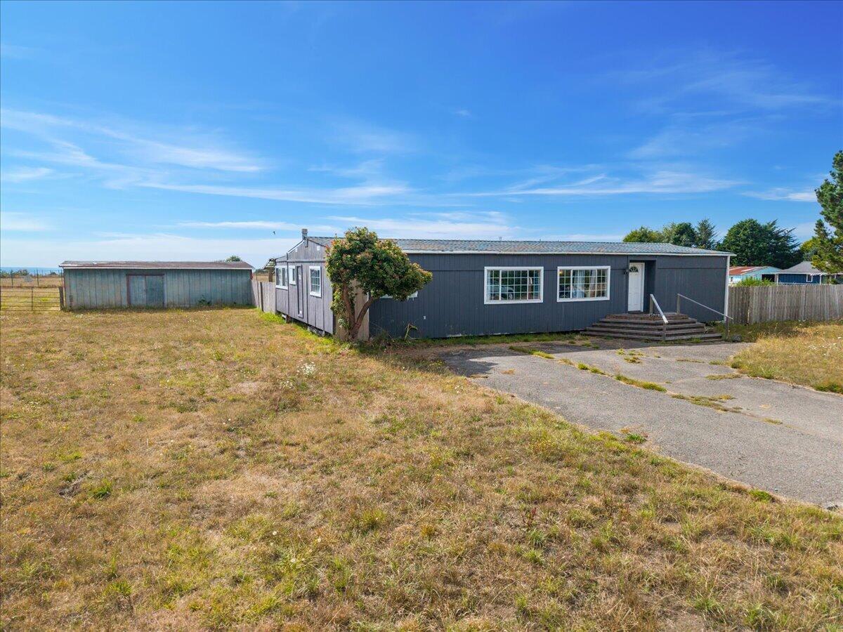 4520 Kjer Road, McKinleyville