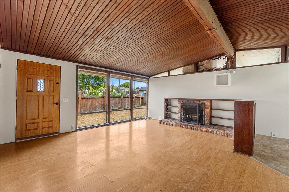 3566 High Street