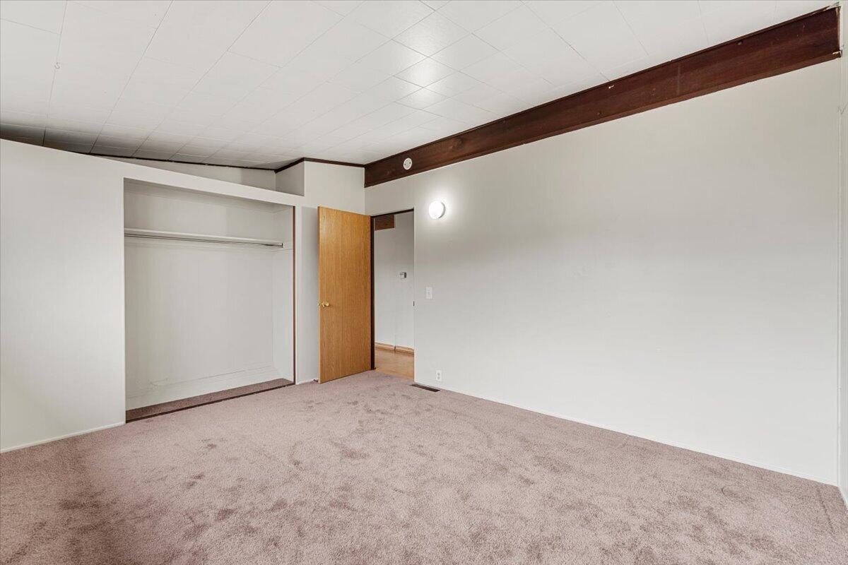 3566 High Street