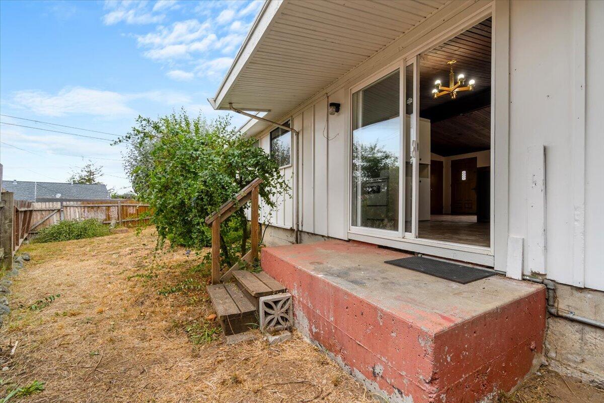 3566 High Street