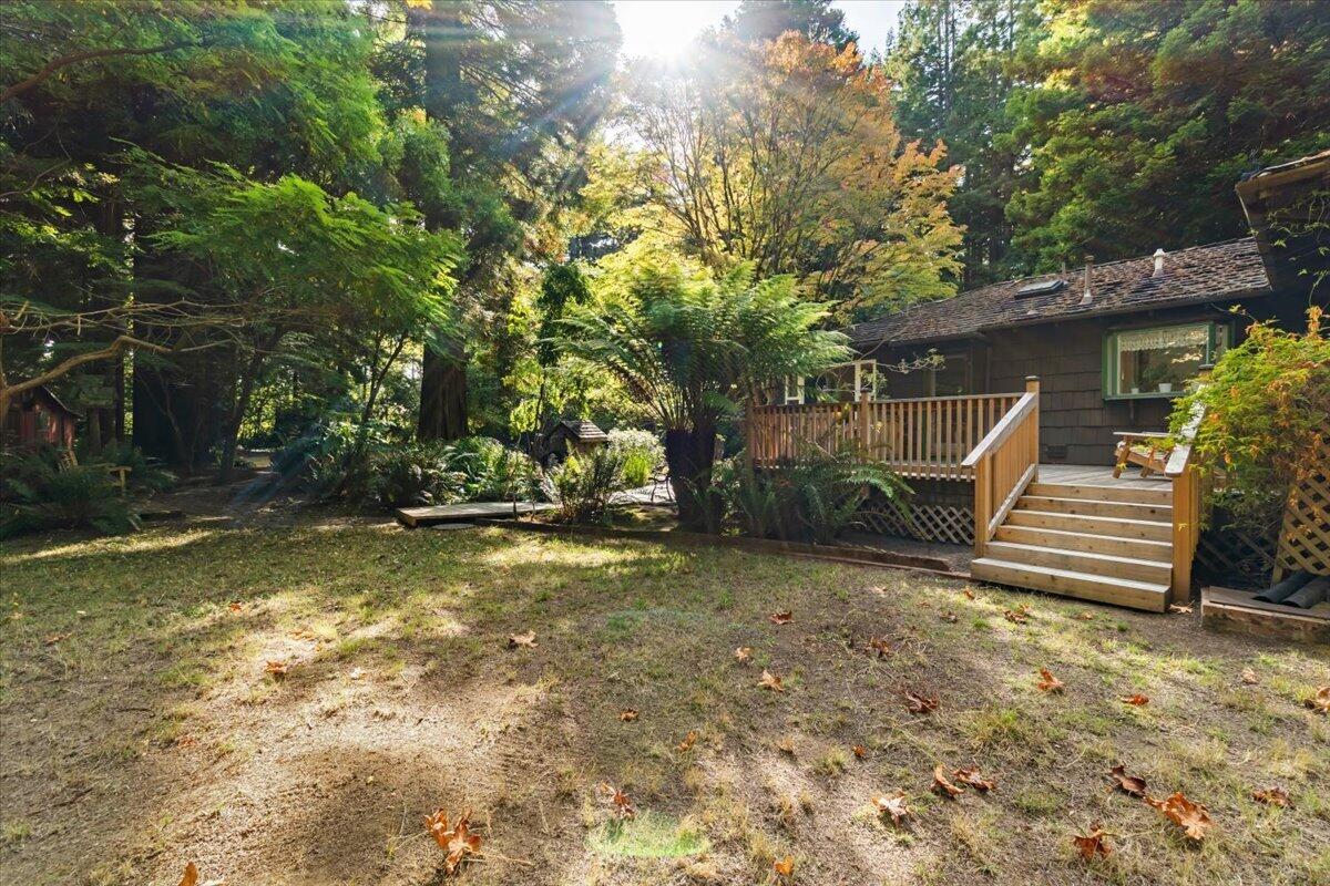 5170 Woodland Way