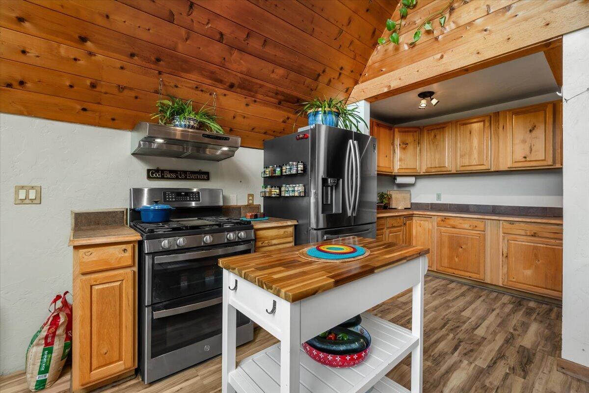 3767 Dows Prairie Road, McKinleyville