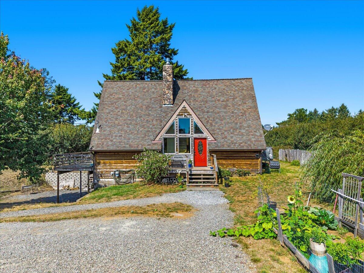 3767 Dows Prairie Road, McKinleyville