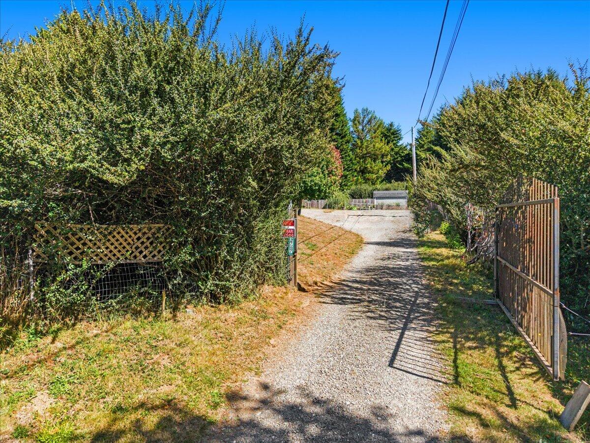 3767 Dows Prairie Road, McKinleyville