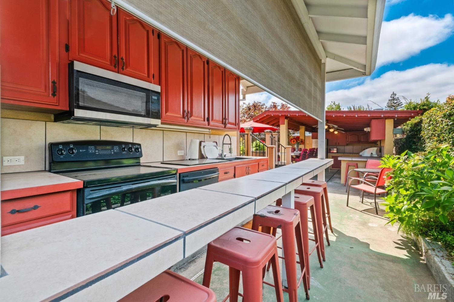 1105 Republic Ave